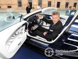 Bugatti представила фарфоровый Veyron за $2,4 млн. (фото)