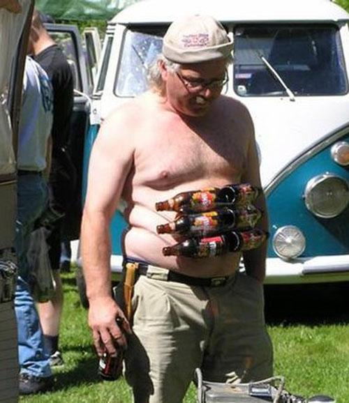 ТОП 20 странных нарядом мужчин