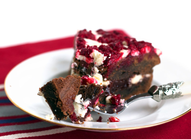 Пирог с малиной: рецепт восхитительного шоколадного десерта