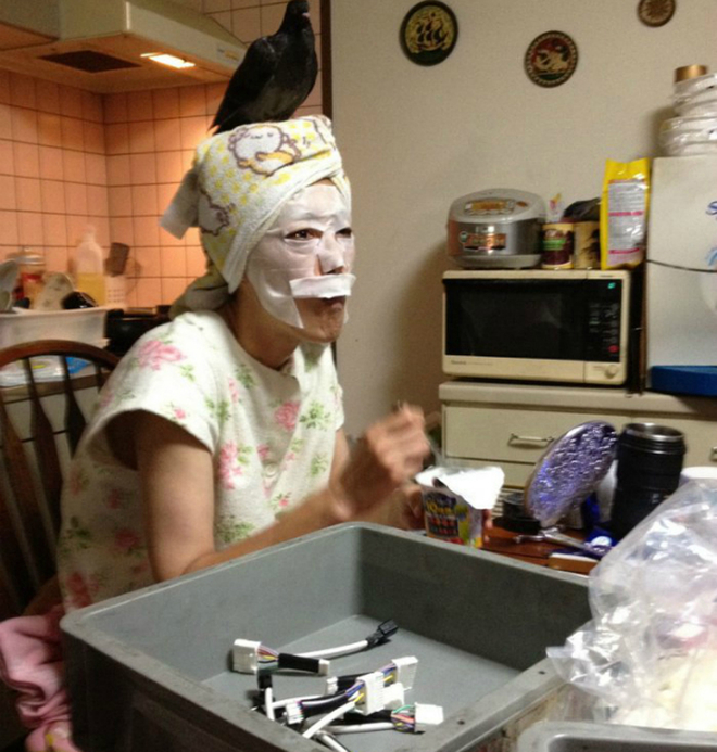 Девушки собираются на свидание