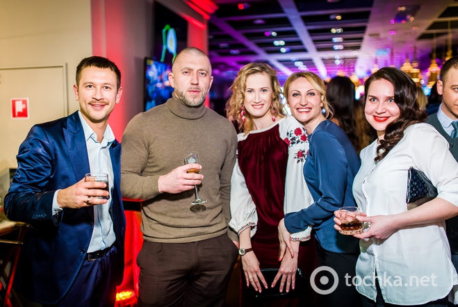 Дмитрий Ступка и Полина Логунова поженились