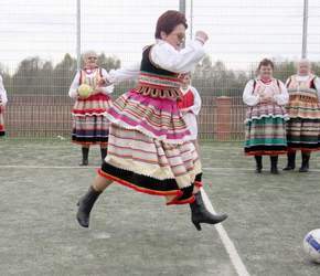 Польский хит Евро-2012 будут исполнять бабушки. Евро 2012