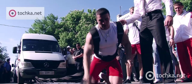 Александр Шепель потянул 10 автобусов.