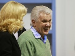 Литвин лайкает девок