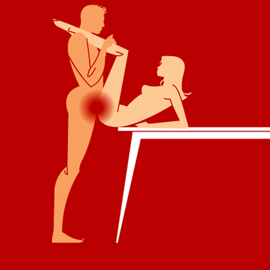 Секс на столе