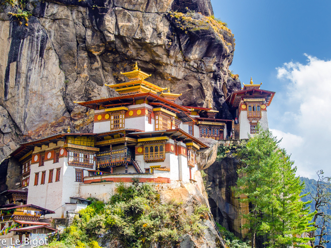 Монастырь Гнездо Тигра, долина Паро, Бутан