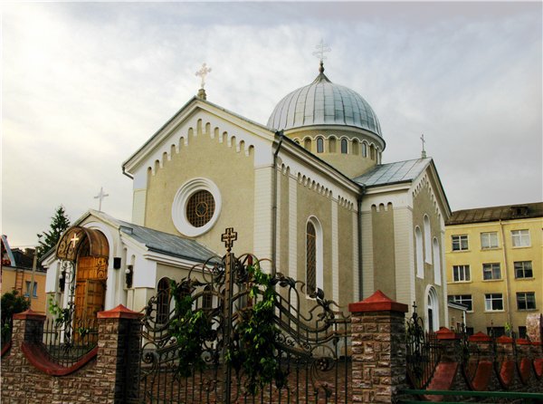 Удивительное рядом: живописный городок Залищики в Тернополе