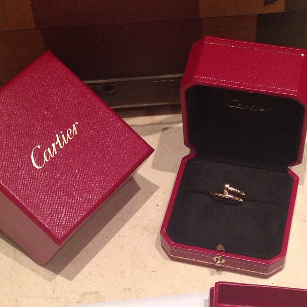 Кэти Топурия Кэти Топурия