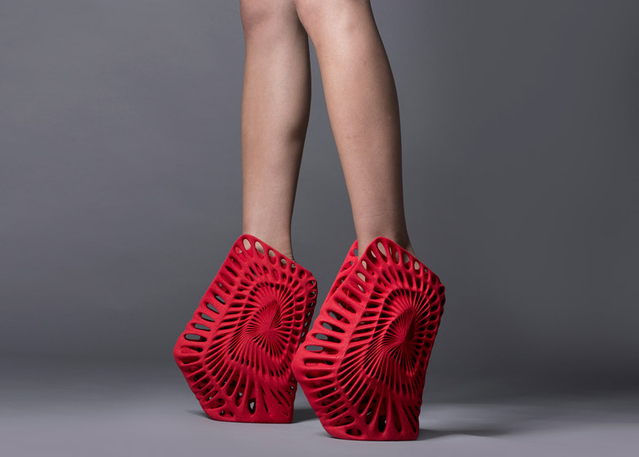 Создали серию 3D-обуви