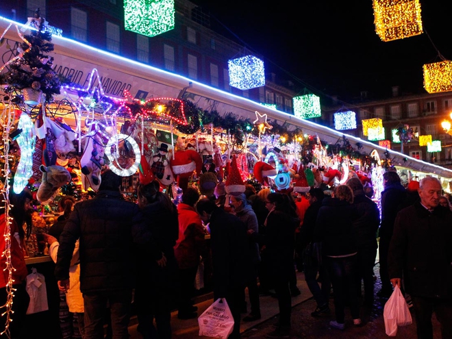 Різдвяні ярмарки: Mercado navide&ntilde;o en la Plaza Mayor
