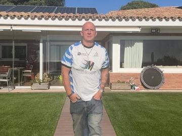 Потап заявив, що переніс складну операцію, і показав фото з лікарні