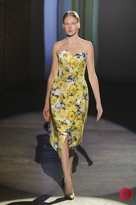 показ Elena REVA