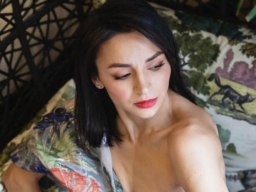 «Це робочий інструмент»: Гвоздьова відповіла на критику її фото з оголеними сідницями