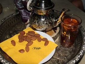 Чай с орехами по-тунисски