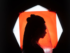 Гурт [О] представив дві пісні з дебютного альбому "Суперінтроверт"