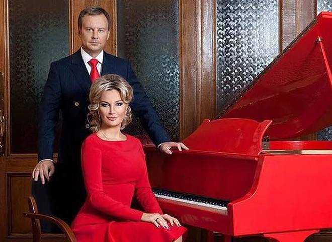 Мария Максакова и Денис Вороненков