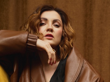 Цибульська на тлі чуток про нове материнство знялася з вагітними