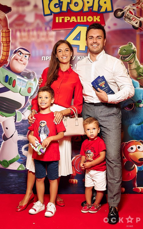 В Киеве прошла премьера фильма "История игрушек-4"