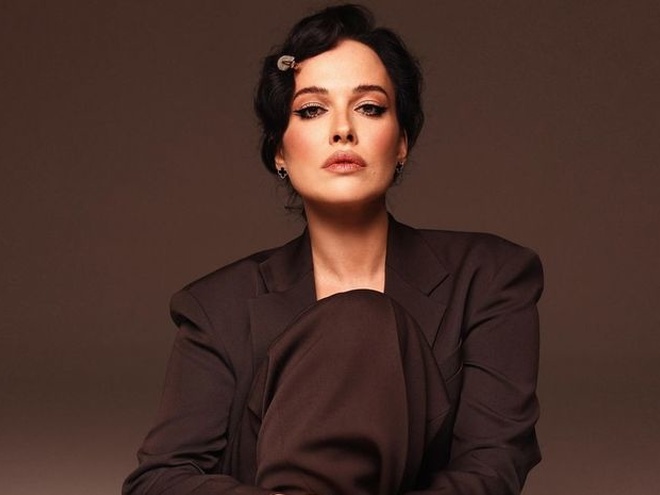 Астаф'єва обматюкала блогерів, які вимагають мирних переговорів із РФ