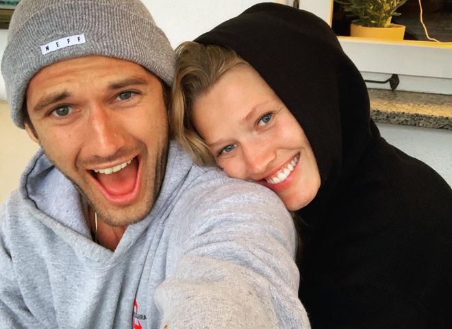 Тони Гаррн и Алекс Петтифер