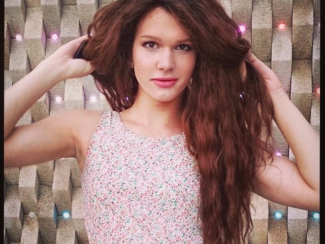 Борис Апрель