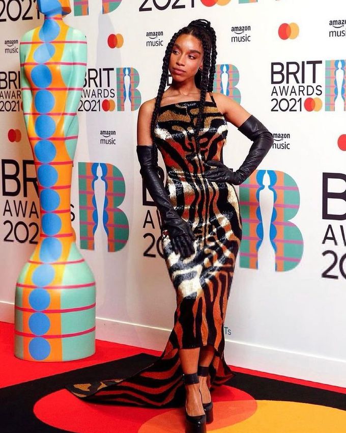 Ліан Ла Хавас на Brit Awards +2021