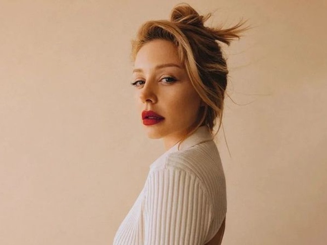 З гуртожитку на велику сцену: Тіна Кароль показала, який вигляд мала 18 років тому