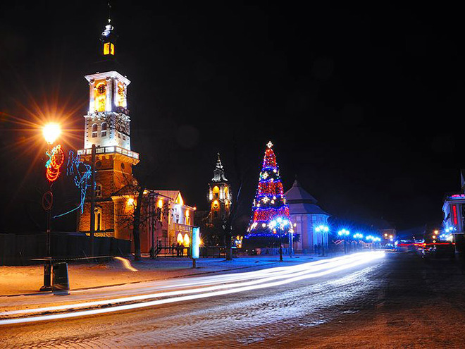 Зустрічаємо Новий рік 2011 в України