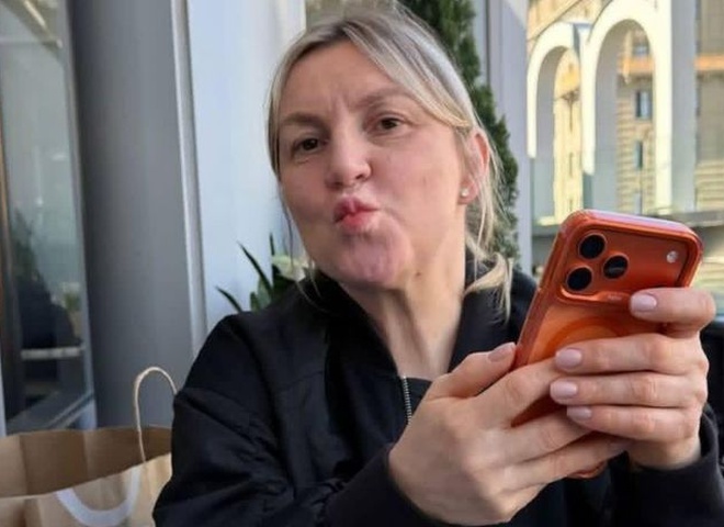 «Мама Сердючки» Інна Білоконь показала рідкісні фото з чоловіком та 2-річною онукою