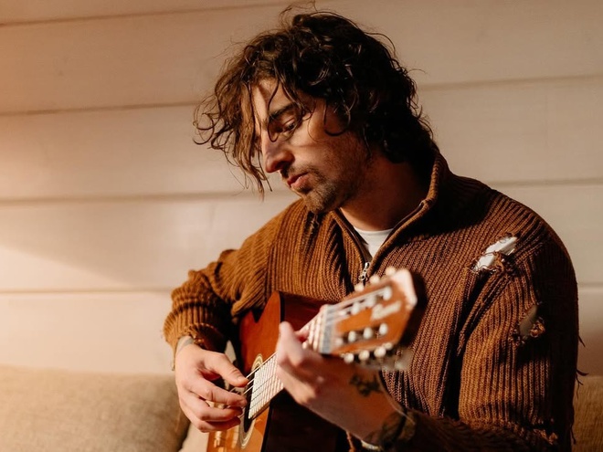 «Виглядали старше ніж зараз»: Демін показав себе і Дантеса 9 років тому