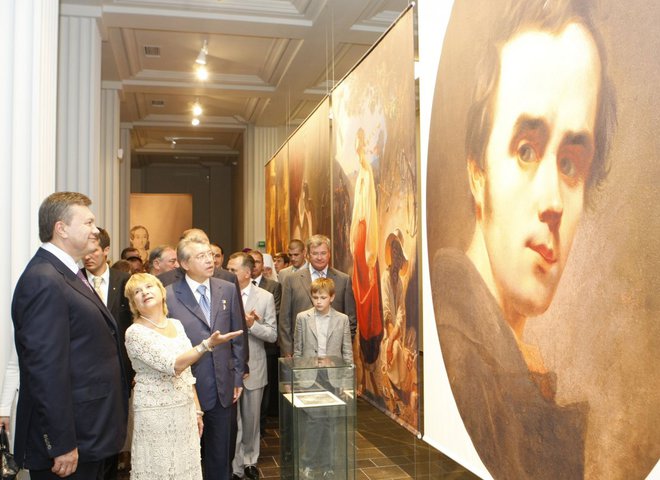 Янукович на відкритті музею ім. Тараса Шевченко