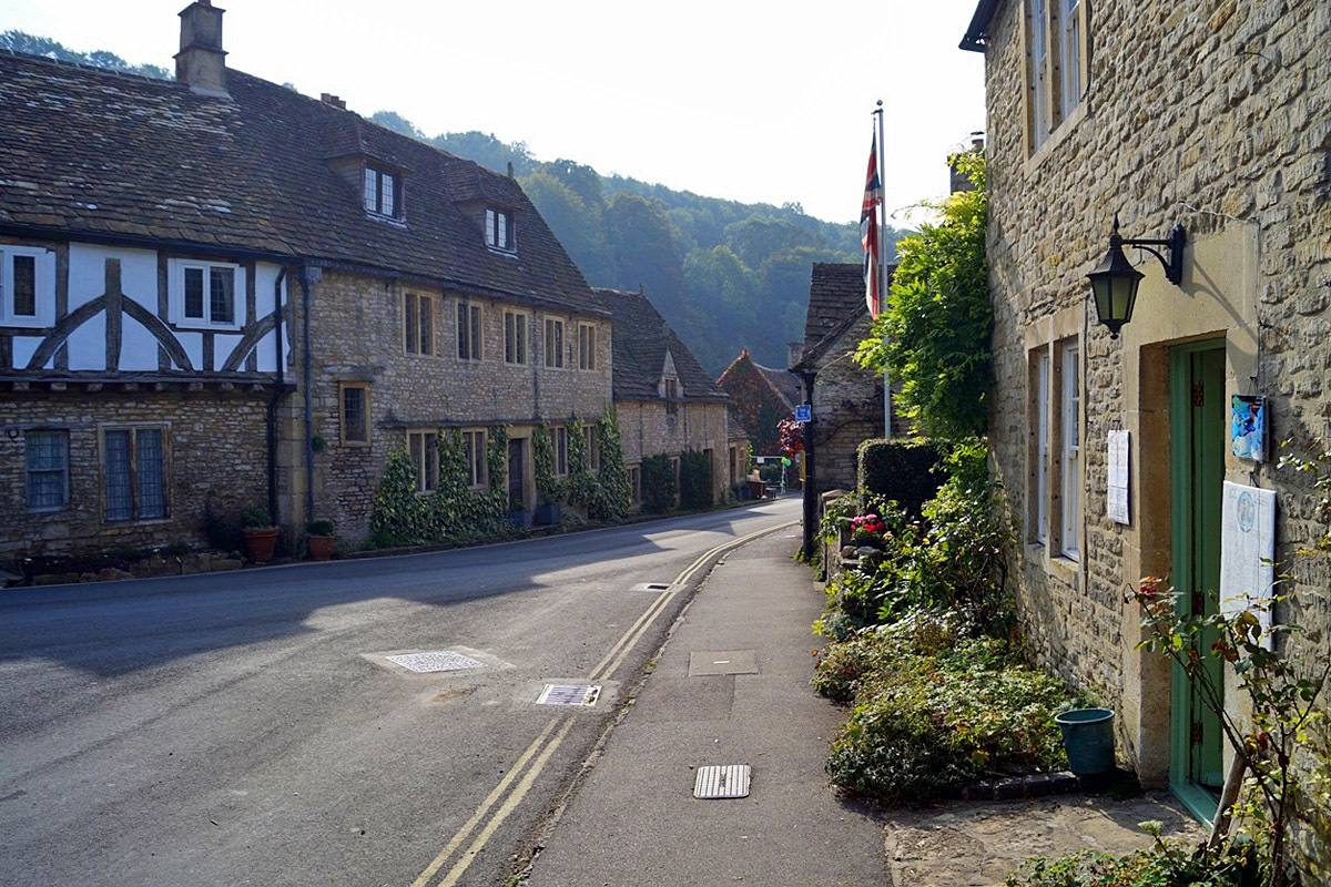 Деревня Castle Combe