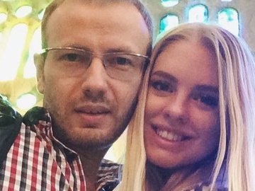 Син Повалій відзначив 11-річчя стосунків із дружиною, присвятивши їй іспанський пост