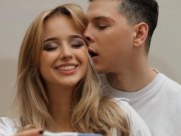 Парфенюк заявив, що екснаречена «шантажує» його публікацією відео їхніх сварок