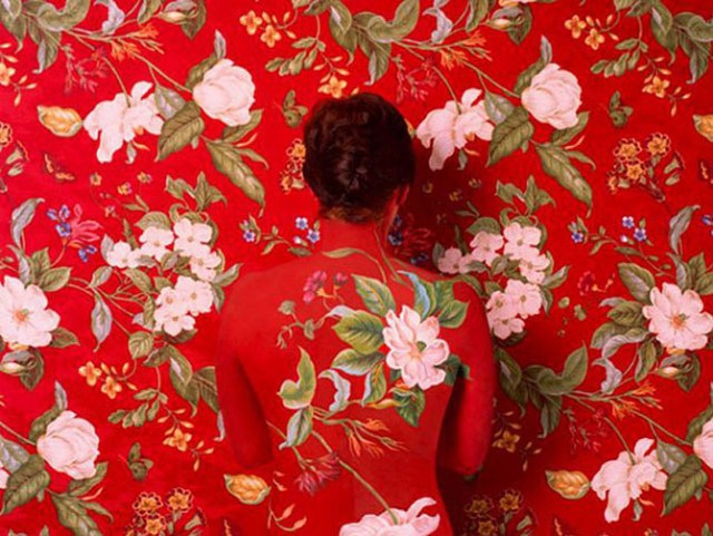 Женщина-хамелеон