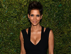 Холлі Беррі (Cover)