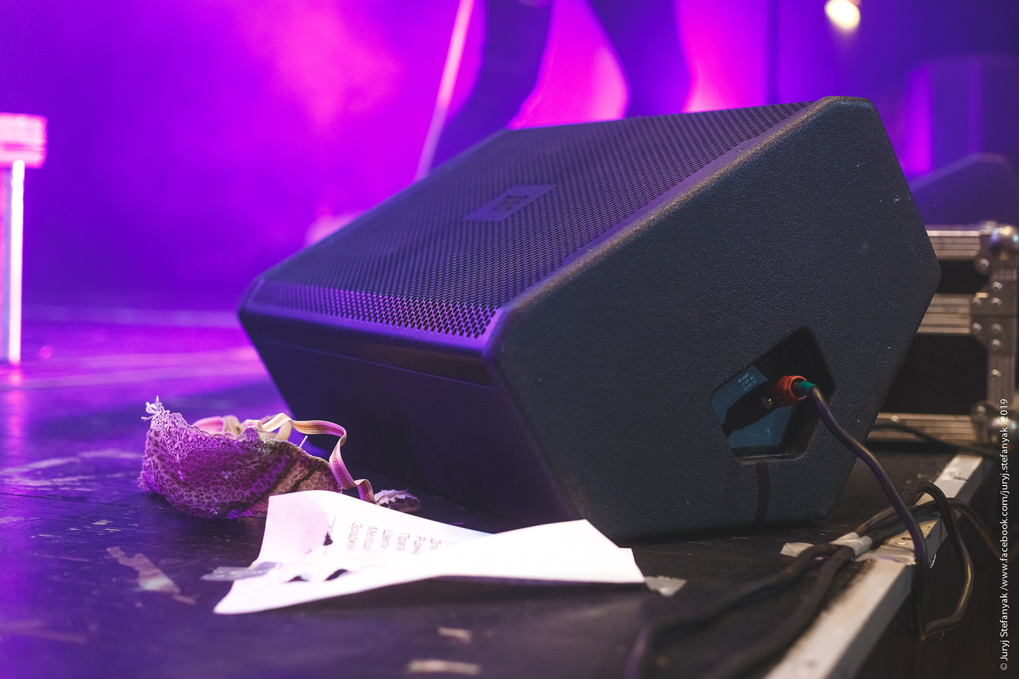 Женское белье, слэм и метафан: как состоялся киевский концерт Epolets