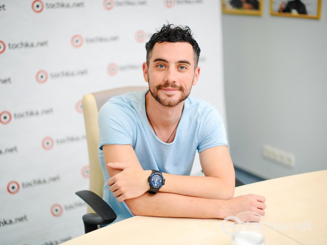 Женя Толочный