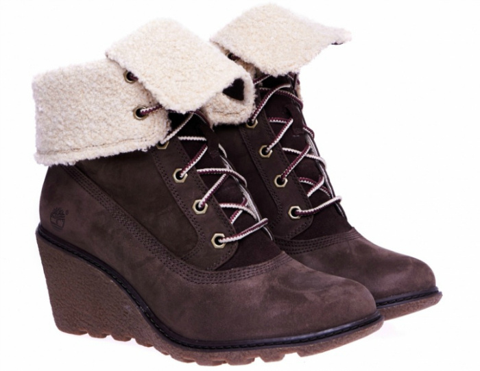 Зимние ботинки