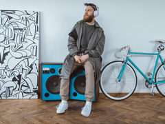Иван Дорн и JBL