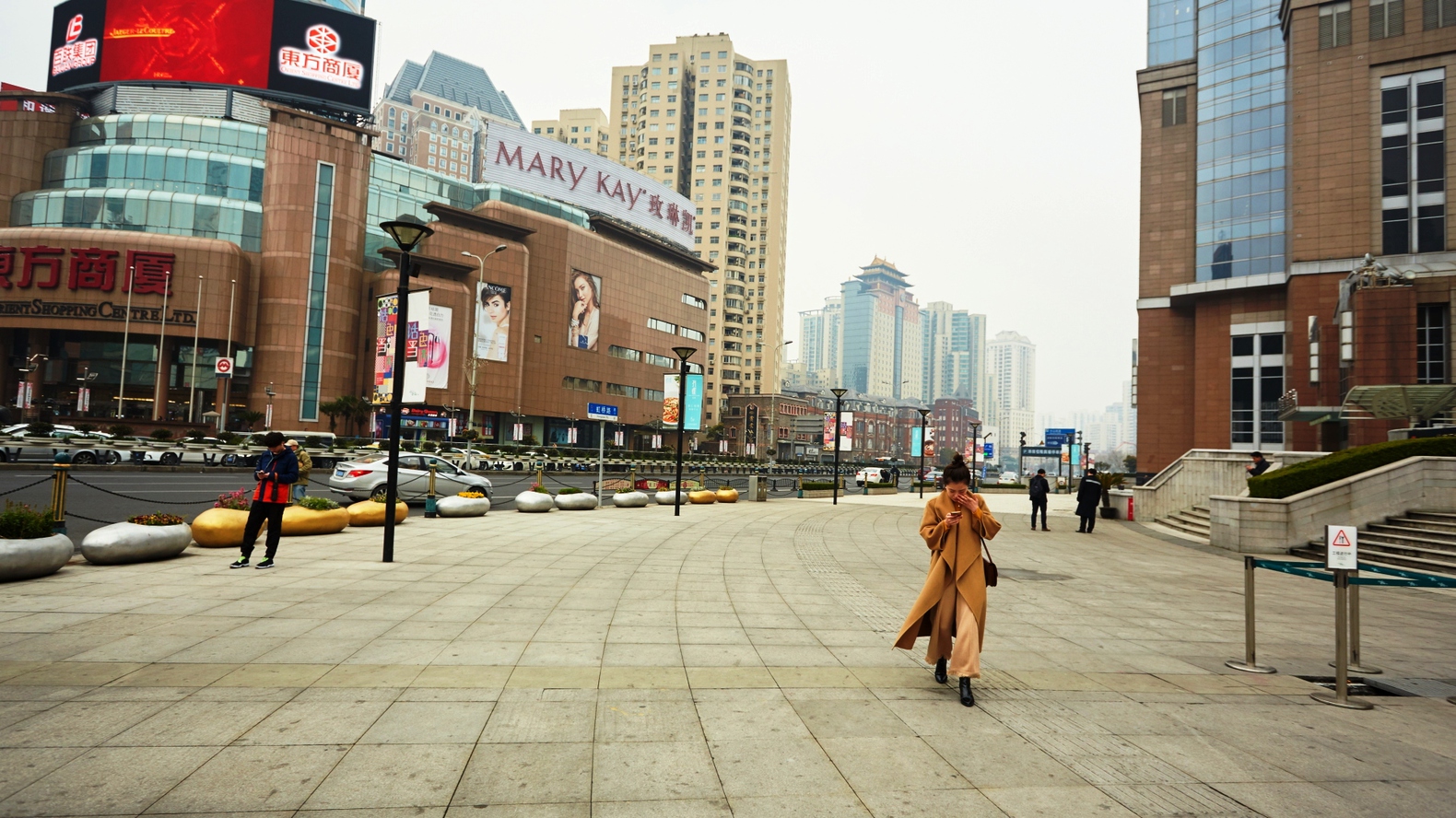Інший Всесвіт очима популярного фотографа Андрія Саримсакова. Шанхай