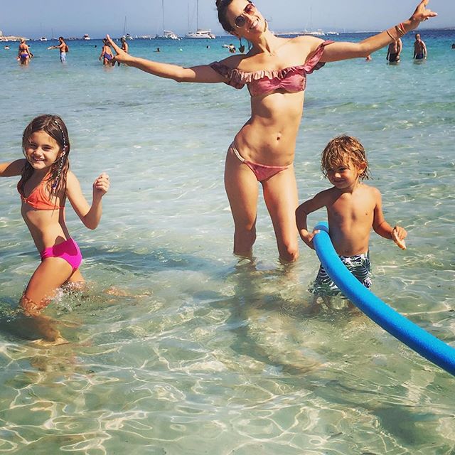 Алессандра Амбросио