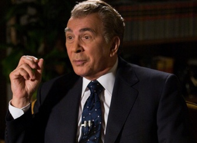 Фрэнк Лангелла поможет Неизвестному белому человеку