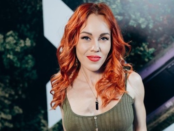 Олена Тополя розповіла про замовників зливу її інтимного відео та затягування слідства