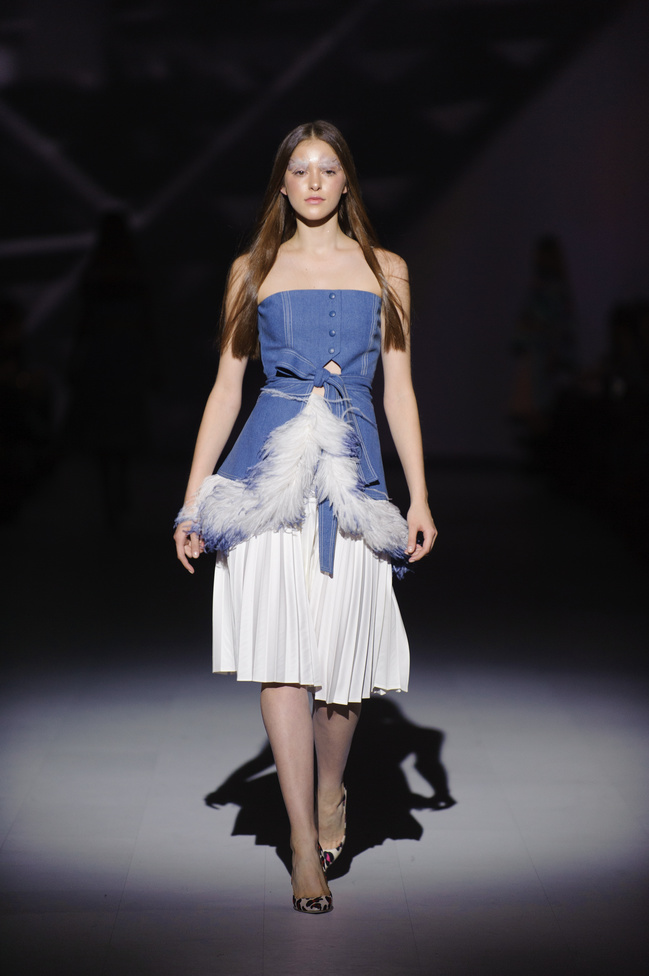 UFW SS 2017: коллекция THE COAT BY KATYA SILCHENKO