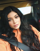 Кайли Дженнер