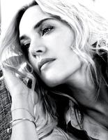Кейт Уинслет появилась на обложке апрельского выпуска InStyle Кейт Уинслет появилась на обложке апрельского выпуска InStyle