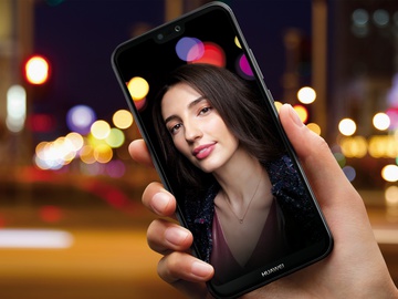 Huawei відкриває перший флагманський магазин у центрі Києва та анонсує початок продажів Huawei P20 lite в Україні
