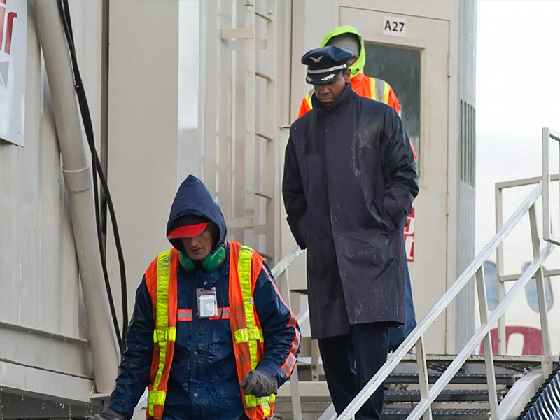 Кадры из фильма Рейс 