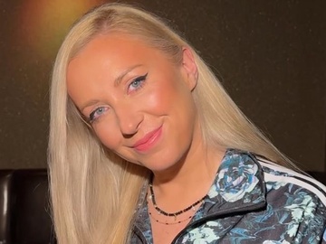 Тоня Матвієнко показала, як із дітьми проводить час на відпочинку в Іспанії